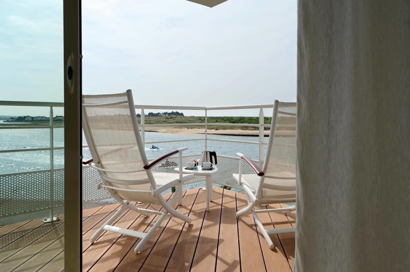 Hotel La Marine บาร์เนอวีย์-แกร์เตอเร ภายนอก รูปภาพ