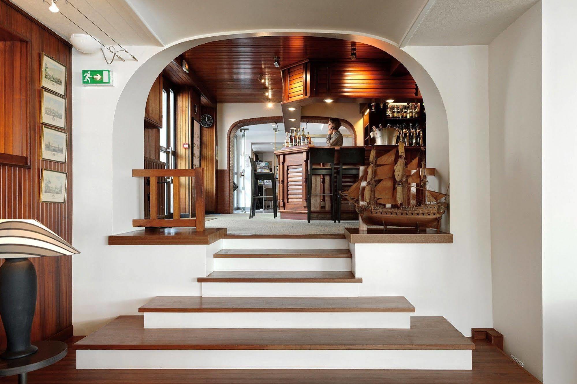Hotel La Marine บาร์เนอวีย์-แกร์เตอเร ภายนอก รูปภาพ